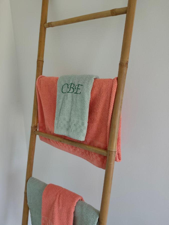 Cele Bulles Etoilees Hotel Brengues Екстериор снимка